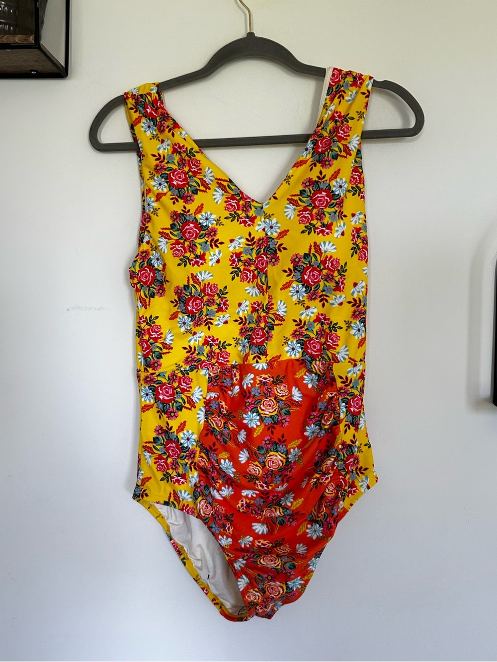 NWT Matilda‎ Jane Floral Print V Neck One Piece Swimsuit Size Large
